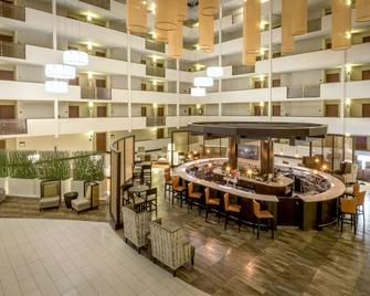 DoubleTree by Hilton Montgomery Downtown - מונטגומרי - לובי