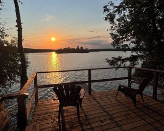 Chalet Cottage Le Bellevarde Hot tub Lake view - Lac-des-Îles - Balkon