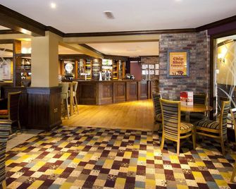 Premier Inn Bicester - Bicester - Bar