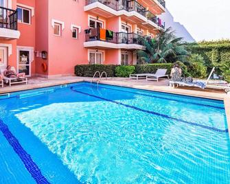 Thb Felip Comfort - Porto Cristo - Pool