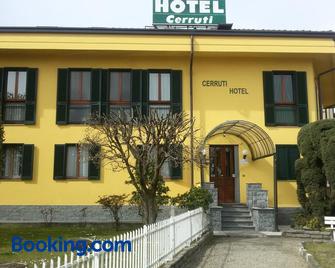 Cerruti Hotel - Vercelli - Building