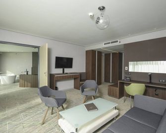 Hunguest Hotel Sosto - Nyíregyháza - Living room