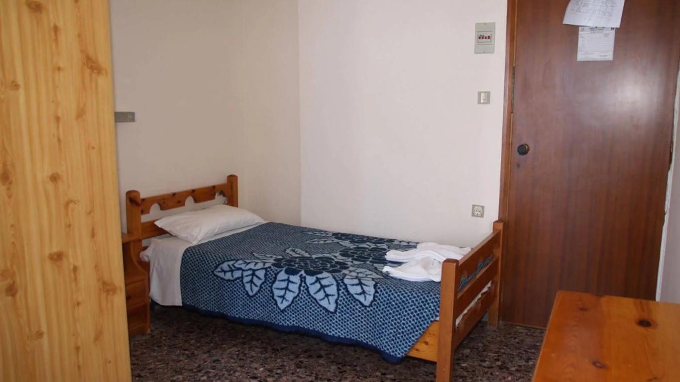 Frini Hotel