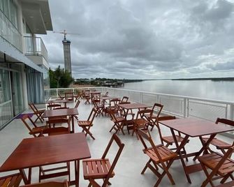 Hotel Orla do Rio Branco - Boa Vista - Balkong
