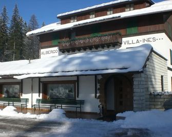 Hotel Villa Ines - Borca di Cadore - Gebäude