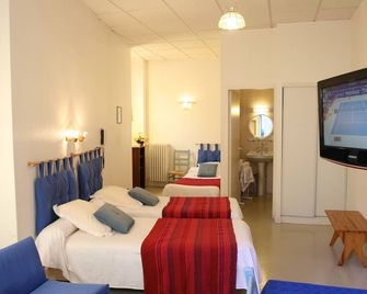 Hotel Christian - Cauterets - Habitación