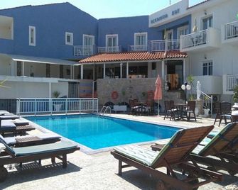 Oceanida Bay - Pythagorio - Pool