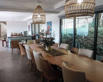 Yellow-tail Room - Ballito
