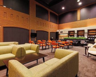 Jr-East Hotel Mets Utsunomiya - Ucunomija - Salónek