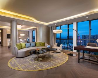Ramada Plaza by Wyndham Changsha Xingsha - Changsha - Living room