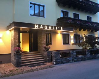 Magali's, Bed & Breakfast - inclusive Summer Card - زيل أم سيي - مبنى