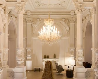 Motel One Wien-Staatsoper - וינה - לובי