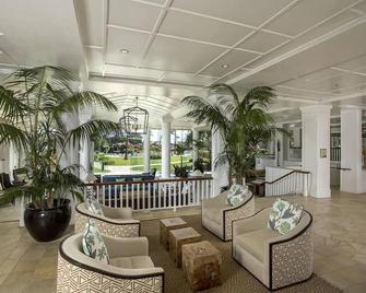Beautiful Beachfront Resort, Resort and Oceanview Unit, 4 pools, 2 Jacuzzis, - Lihue - Lobby