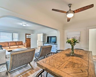 Walk to Poway Farmers' Market: Family Retreat! - Poway - Dining room