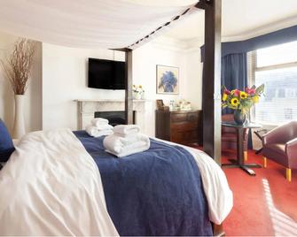 Cavalaire Guest House - Brighton - Bedroom