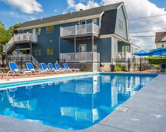 The Lighthouse Inn & Suites - Ogunquit - Басейн