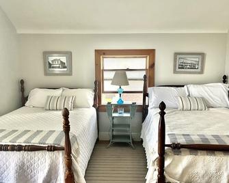 7br/3.5ba Classic Bay Head Beach House Steps To The Beach - Bay Head - Habitación