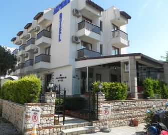 Akpinar Otel Cesme - Cesme - Building