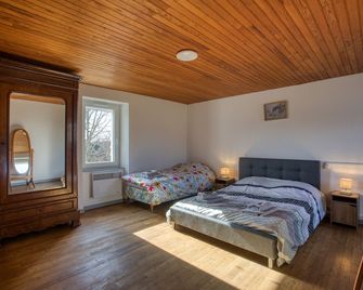 La Petite Ferme Near Domme8fp3q6w9+8r 44.7958121,1.2195112 - Domme - Bedroom