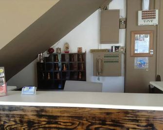 Hotel Paralia - Nea Karvali - Front desk