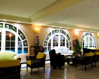 Los Angeles Hotel & Spa - Granada - Lounge