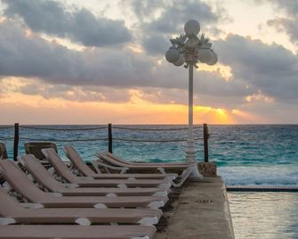 AR Cancun Plaza - Cancún