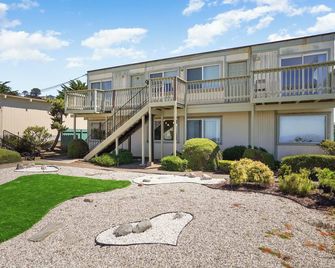 Charming 2BR Ocean Getaway in Pacifica - Pacifica - Gebäude
