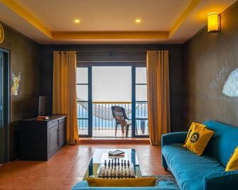 The Hosteller Munnar - Chinnakanal - Sala de estar