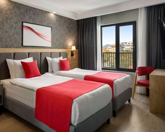 Ramada by Wyndham Dalaman - Dalaman - Bedroom