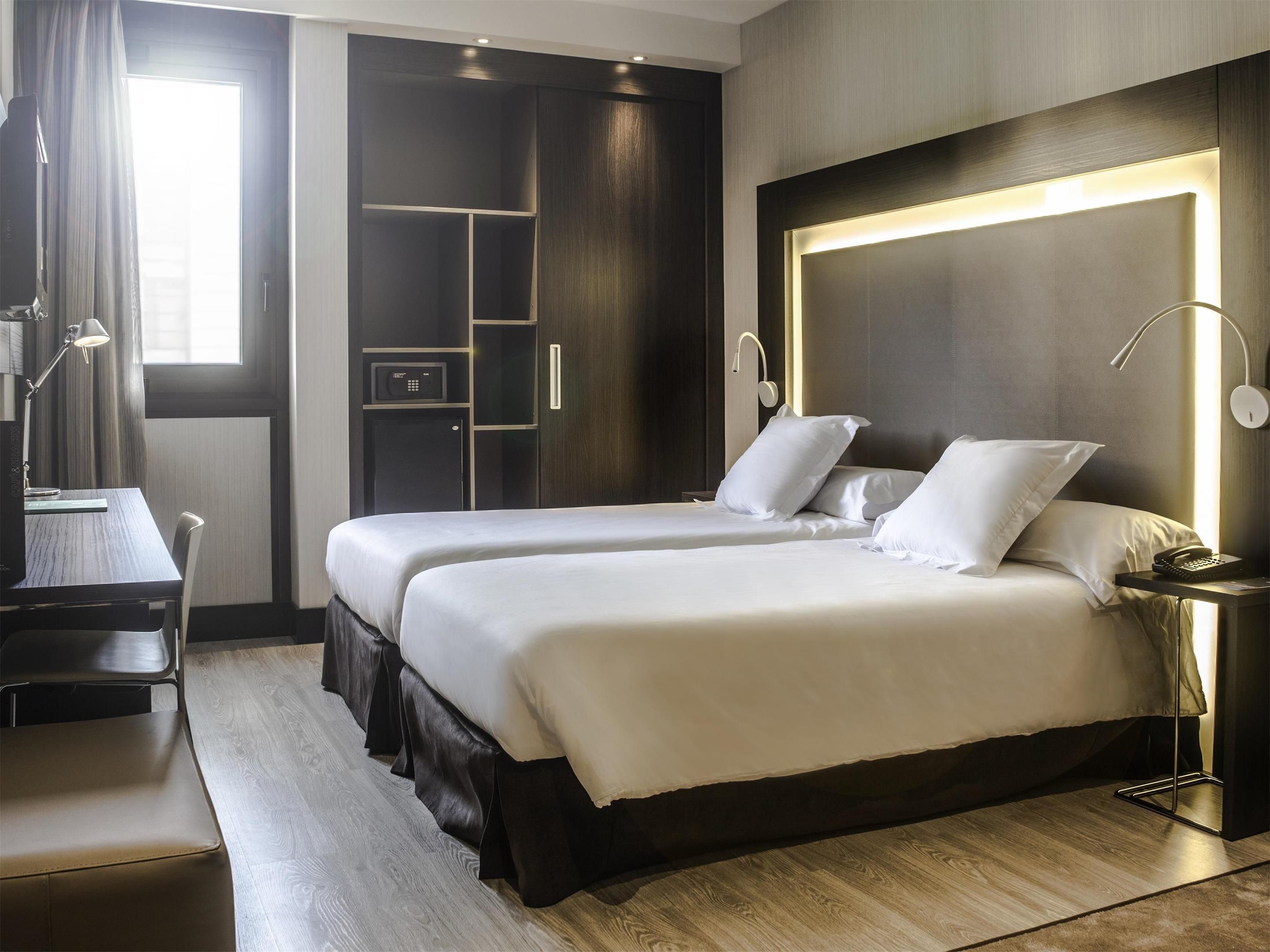 نوفوتيل مدريد سنتر - مدريد - غرفة نوم