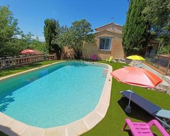 Campagne - Le Chêne Vert de la Bastide Saint Romain - Salernes - Pool