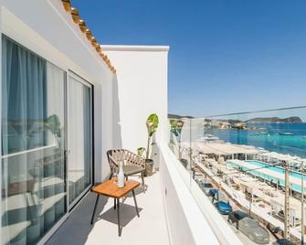 Outsite Ibiza - Santa Eulària des Riu