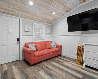 Tranquil Cove - Port Aransas - Living room
