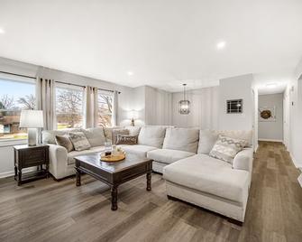 Schererville Indiana Rental - Schererville - Obývací pokoj