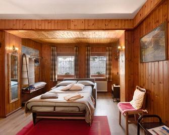 Maison Olga - La Roisette - Valtournenche - Habitación