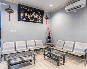 Airy Singkawang Tengah Salam Diman 129 - Pontianak - Lobby