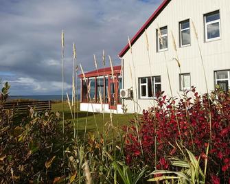 Sudur-Bar Guesthouse - Grundarfjordur - Gebouw