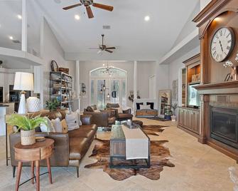 Gorgeous Private home in Black Diamond Ranch - Lecanto - Sala de estar