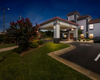 Red Roof PLUS+ Henderson - Henderson - Gebäude