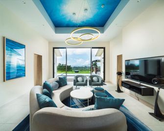 Kanehide Kise Country Club - Nago - Yatak Odası