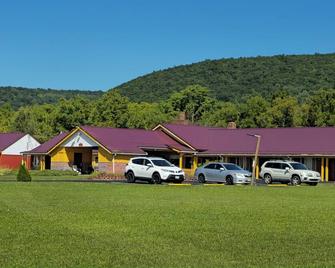 Mark Twain Motor Inn - Elmira - Edificio