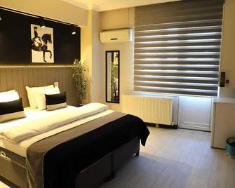 Koc Hotel - Karasu - Bedroom