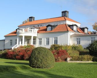 Liljeholmen Herrgård Hostel - Rimforsa - Gebäude