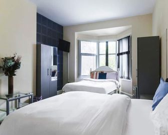 The Longlands Hotel - Middlesbrough - Schlafzimmer