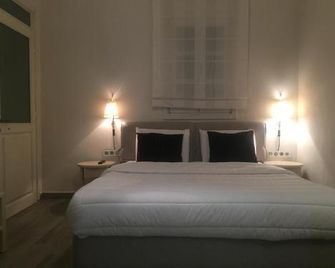 Klities Guest House - Polygyros - Slaapkamer