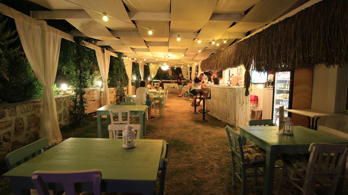 Fullmoon Rooms