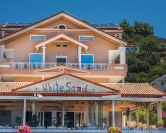 Whitesands Beach Resort - Vrachos - Bâtiment