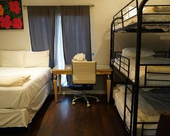 Well-Appointed 3BR Home w/ Standalone Guest House - Southaven - Habitación