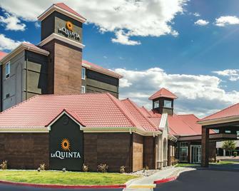 La Quinta Inn & Suites by Wyndham Las Vegas Summerlin Tech - Las Vegas - Building