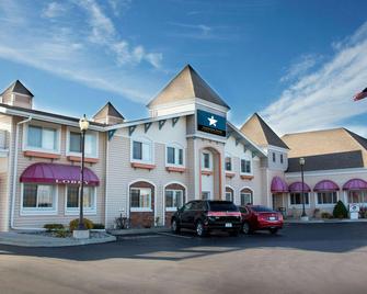Magnuson Grand Pioneer Inn and Suites - Есканаба - Будівля